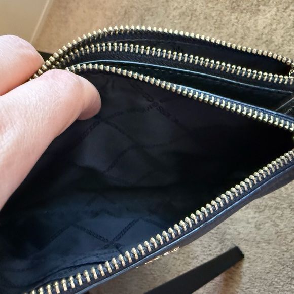 EUC Michael Kors Adele Leather Crossbody Bag - Picture 5 of 6